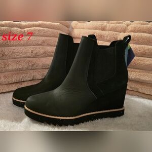 Toms Black Wedge Ankle Boots